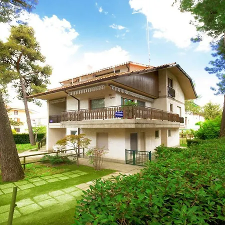 Apartment In Lugnan Grado