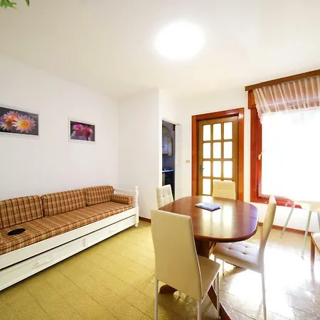 Apartment In Lugnan Grado